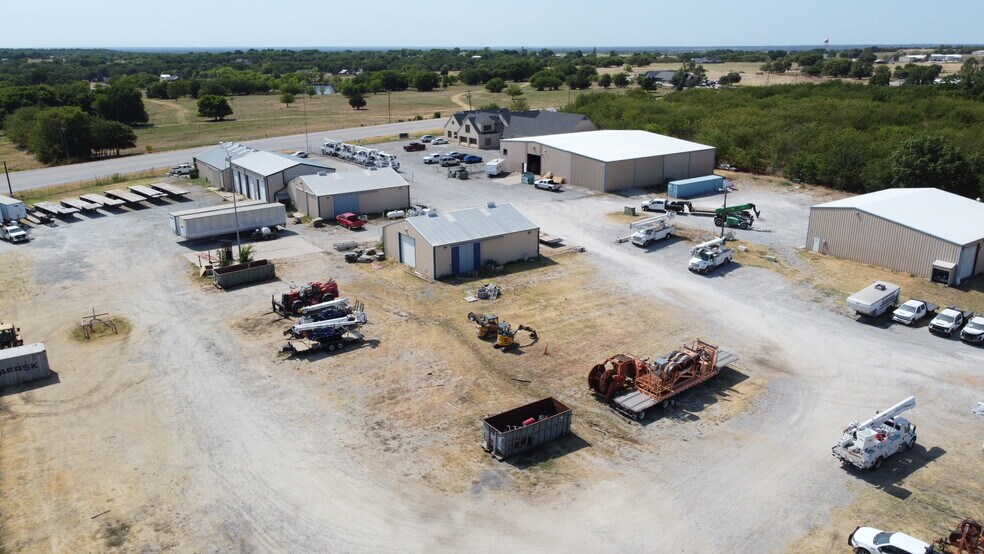 4613 N FM 1417, Sherman, TX à vendre - Photo du bâtiment - Image 2 de 4