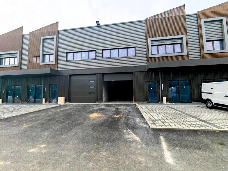 8 Rue De La Régale, Courtry à vendre - Photo du bâtiment - Image 2 de 8