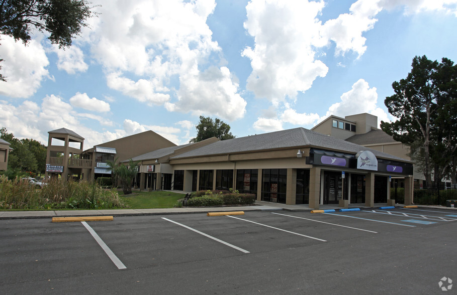 13909 N Dale Mabry Hwy, Tampa, FL for lease - Building Photo - Image 3 of 7