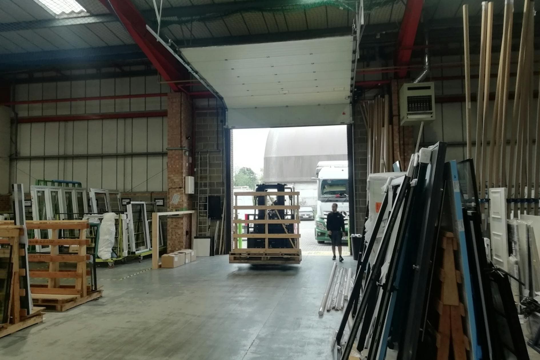 Western Rd, Bracknell for lease Interior Photo- Image 1 of 4