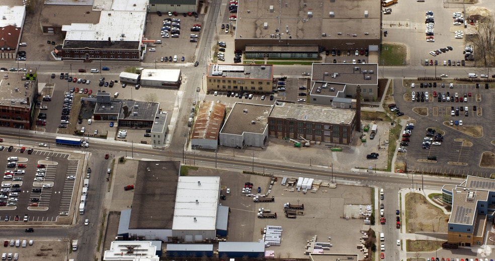 1015 Glenwood Ave, Minneapolis, MN for lease - Aerial - Image 3 of 5