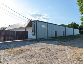 210 W University Dr, McKinney, TX for lease Building Photo- Image 2 of 4