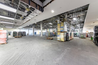 15001 S Figueroa St, Gardena, CA for lease Interior Photo- Image 1 of 16