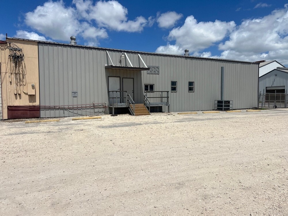 222 Hereford Rd, Corpus Christi, TX for lease Primary Photo- Image 1 of 12