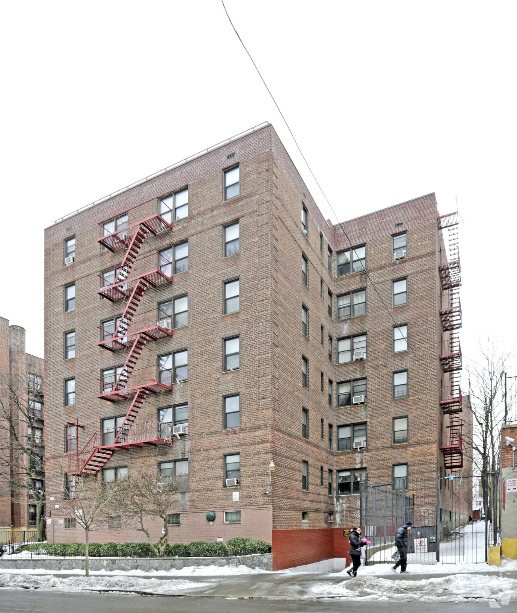 13248 41st Ave, Flushing, NY à vendre Photo principale- Image 1 de 7