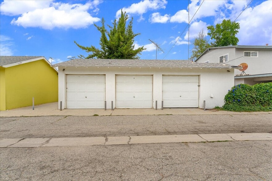 5816 Woodman Ave, Van Nuys, CA for sale - Building Photo - Image 3 of 6
