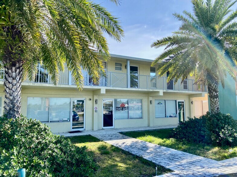10935-10995 SE Federal Hwy, Hobe Sound, FL à louer - Photo du bâtiment - Image 2 de 9