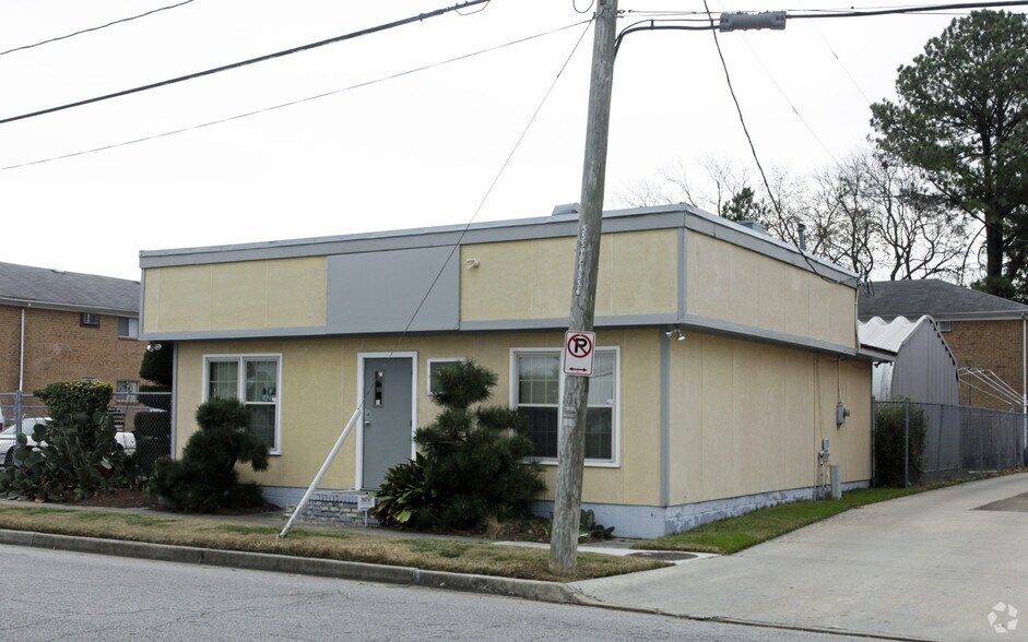 5541 Iowa Ave, Norfolk, VA à vendre - Photo du bâtiment - Image 3 de 3