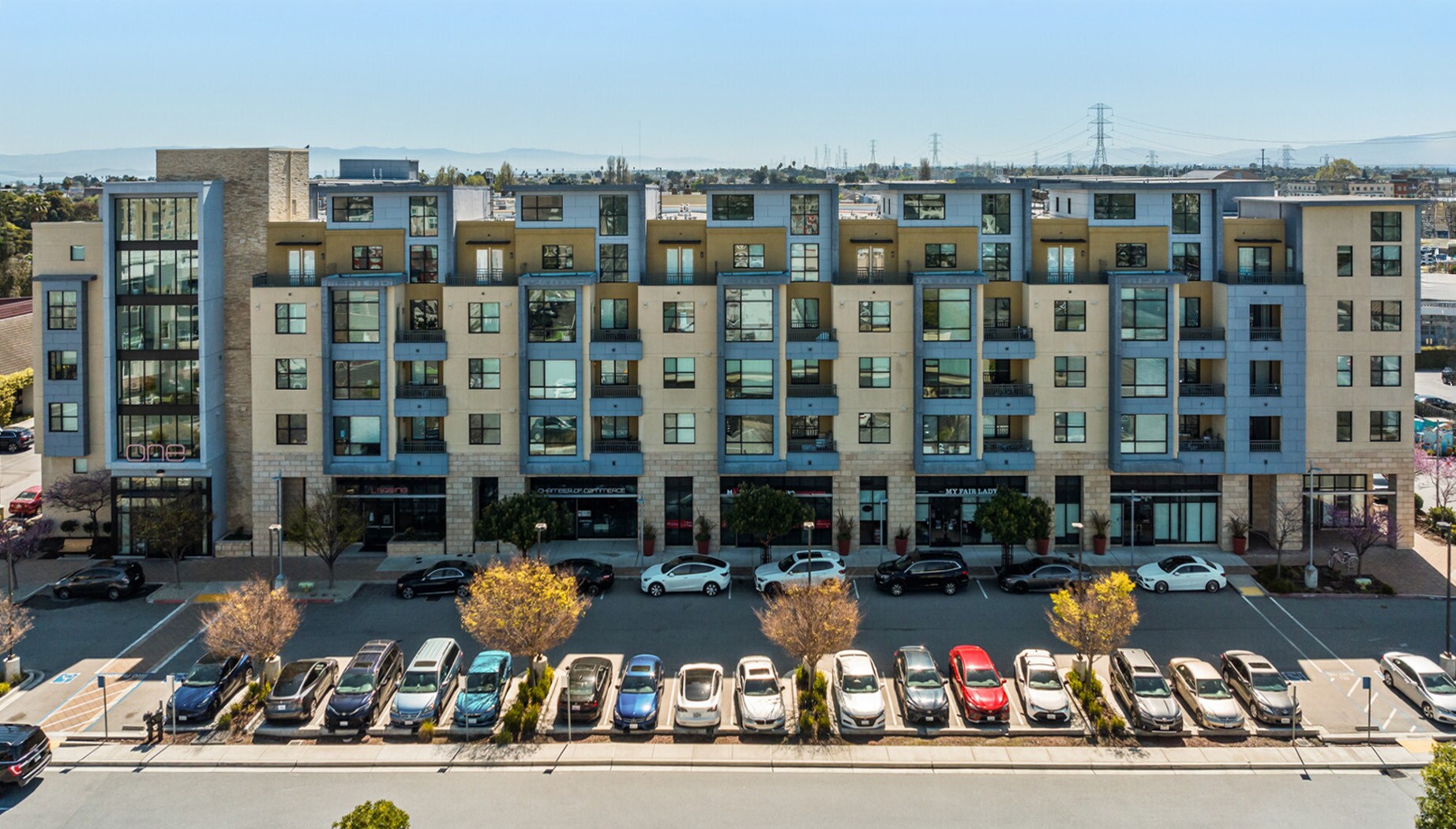 100 Grand Ln, Foster City, CA à louer Photo principale- Image 1 de 3