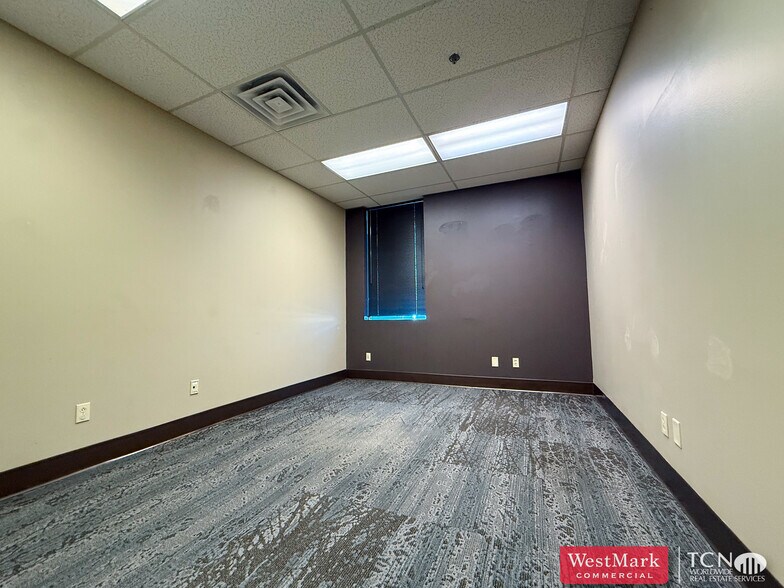 1611 10th St, Lubbock, TX à vendre - Photo du bâtiment - Image 2 de 7