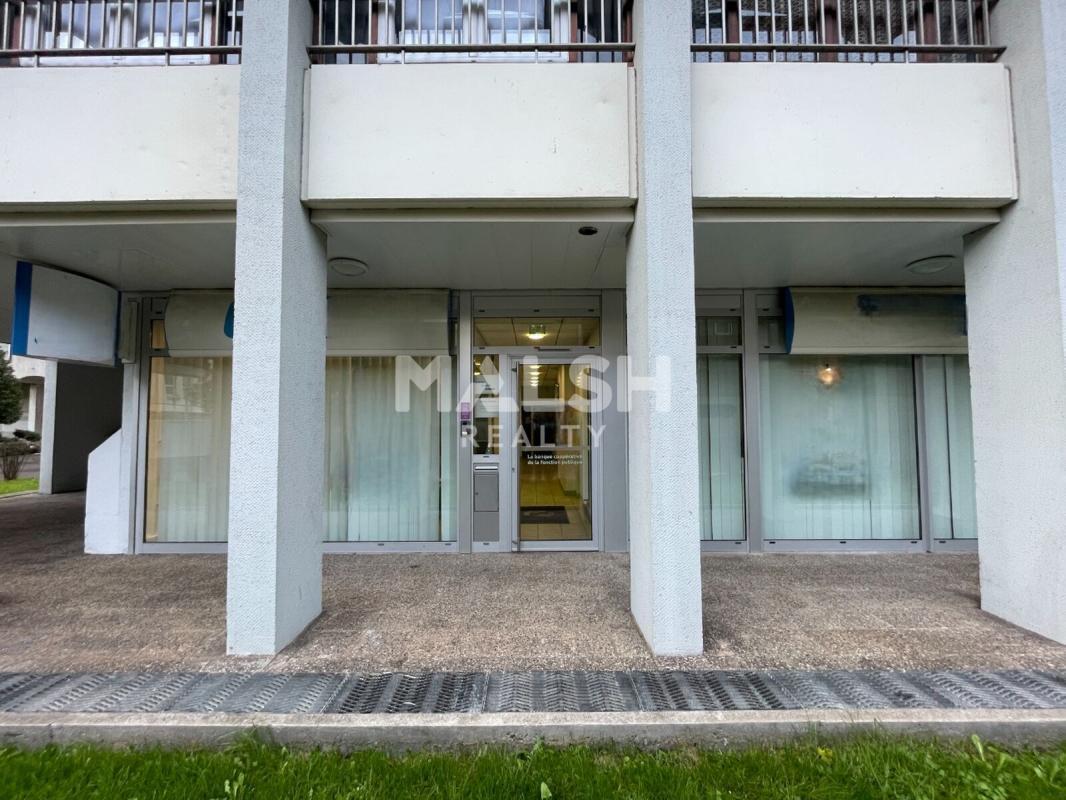 Office in Saint-Étienne for sale Building Photo- Image 1 of 10