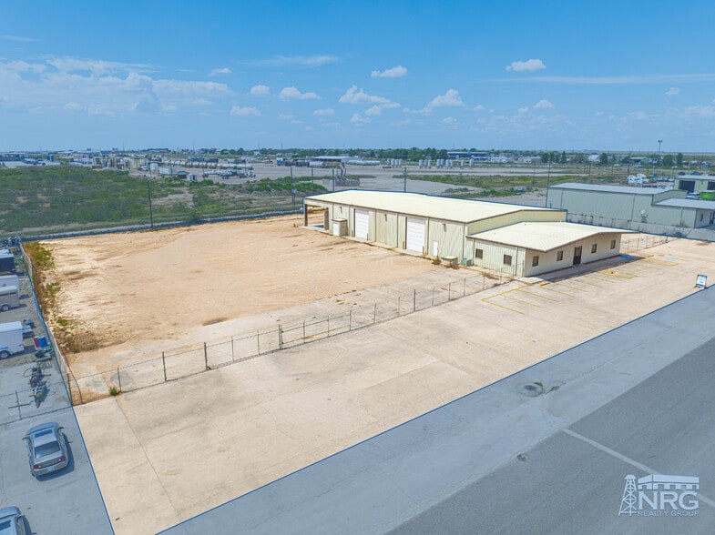 2708 S County Road 1242, Midland, TX for lease - Building Photo - Image 2 of 15