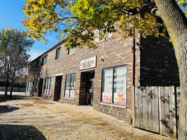5801 N Northwest Hwy, Chicago, IL à vendre - Photo du bâtiment - Image 2 de 24