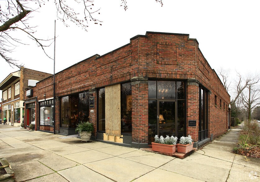 3475 Fairmount Blvd, Cleveland, OH à vendre - Photo du bâtiment - Image 2 de 3