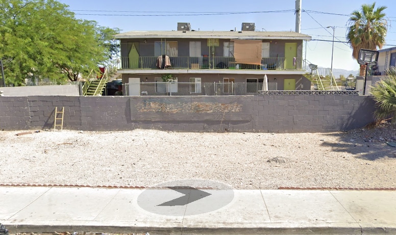 5104 Pebble Beach Blvd, Las Vegas, NV for sale - Building Photo - Image 2 of 3