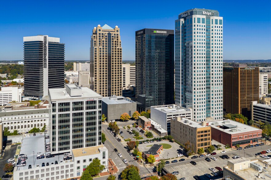 1914 4th Ave N, Birmingham, AL à louer - Photo du bâtiment - Image 2 de 16