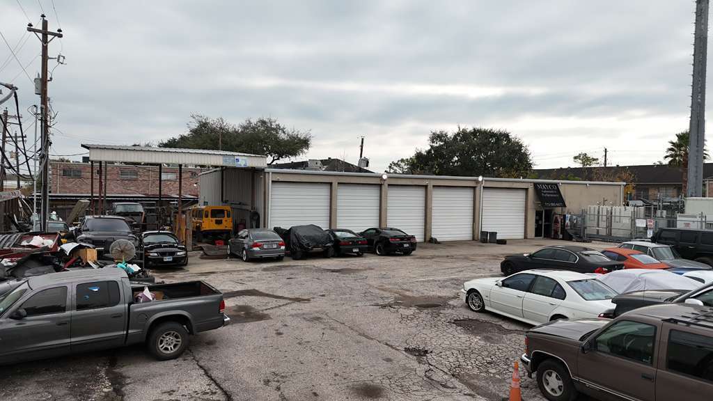 6809 Renwick Dr, Houston, TX for sale Primary Photo- Image 1 of 5