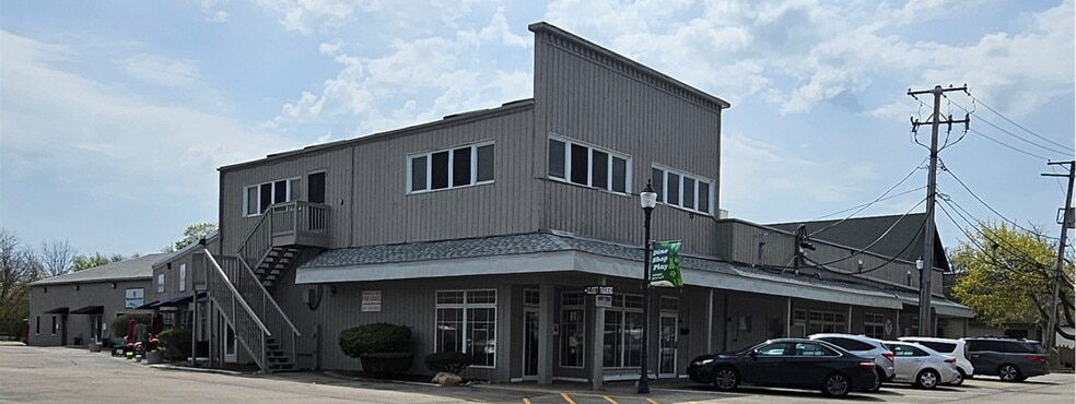 31 S Seymour Ave, Grayslake, IL for lease - Building Photo - Image 1 of 2