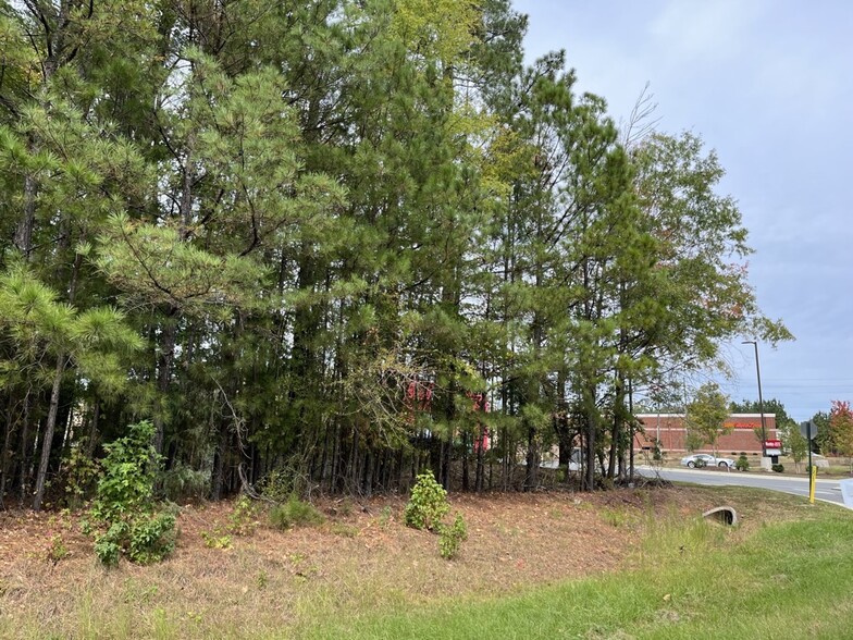 1601 Hillsboro St, Pittsboro, NC à louer - Autre - Image 3 de 7