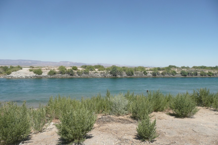 Dike Rd, Mohave Valley, AZ for sale - Primary Photo - Image 1 of 1