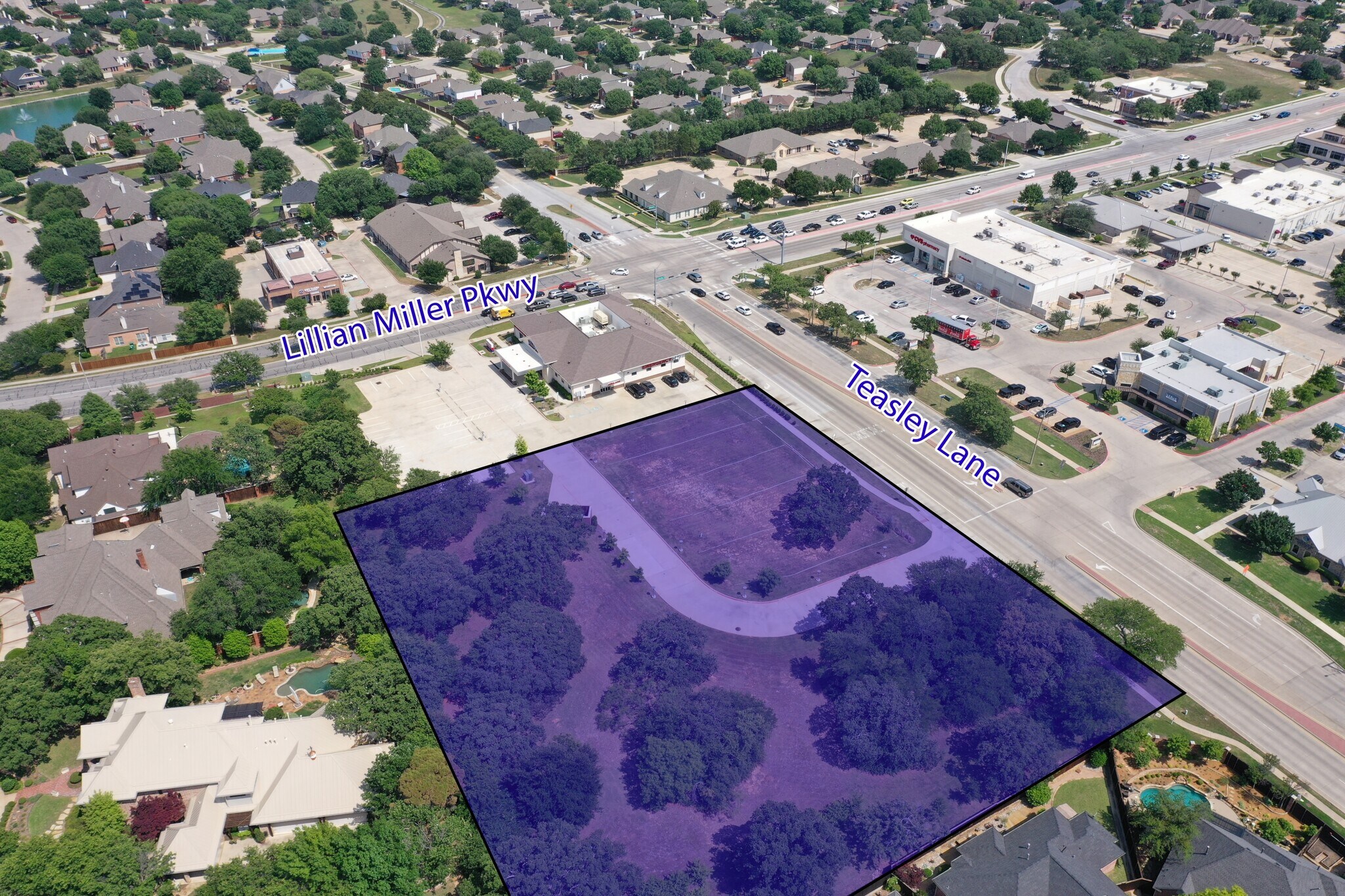 3111 Teasley Ln, Denton, TX à louer Photo du bâtiment- Image 1 de 5