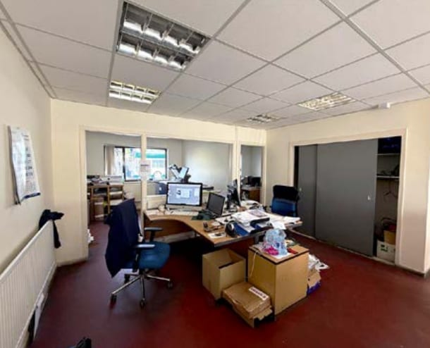 18A Garrell Rd, Kilsyth for sale - Interior Photo - Image 3 of 5