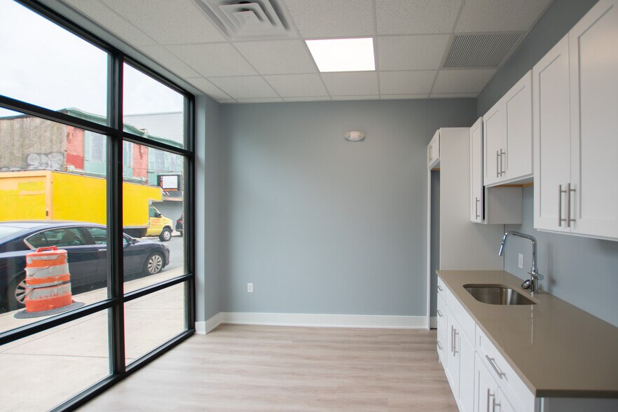 1420 Point Breeze Ave, Philadelphia, PA à louer - Photo du bâtiment - Image 2 de 29