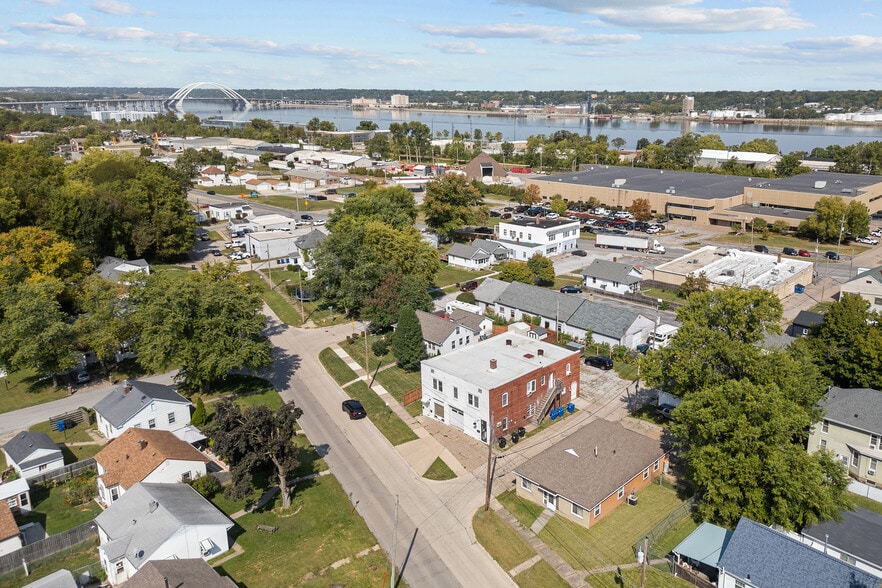 3721 5th Ave, Moline, IL for sale - Building Photo - Image 3 of 9