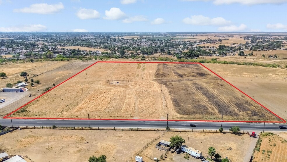 28139 Highway 145, Madera, CA for sale - Building Photo - Image 2 of 15