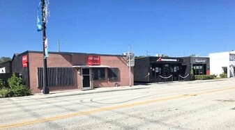 3547-3553-3555 N Dixie Hwy - Parking Garage