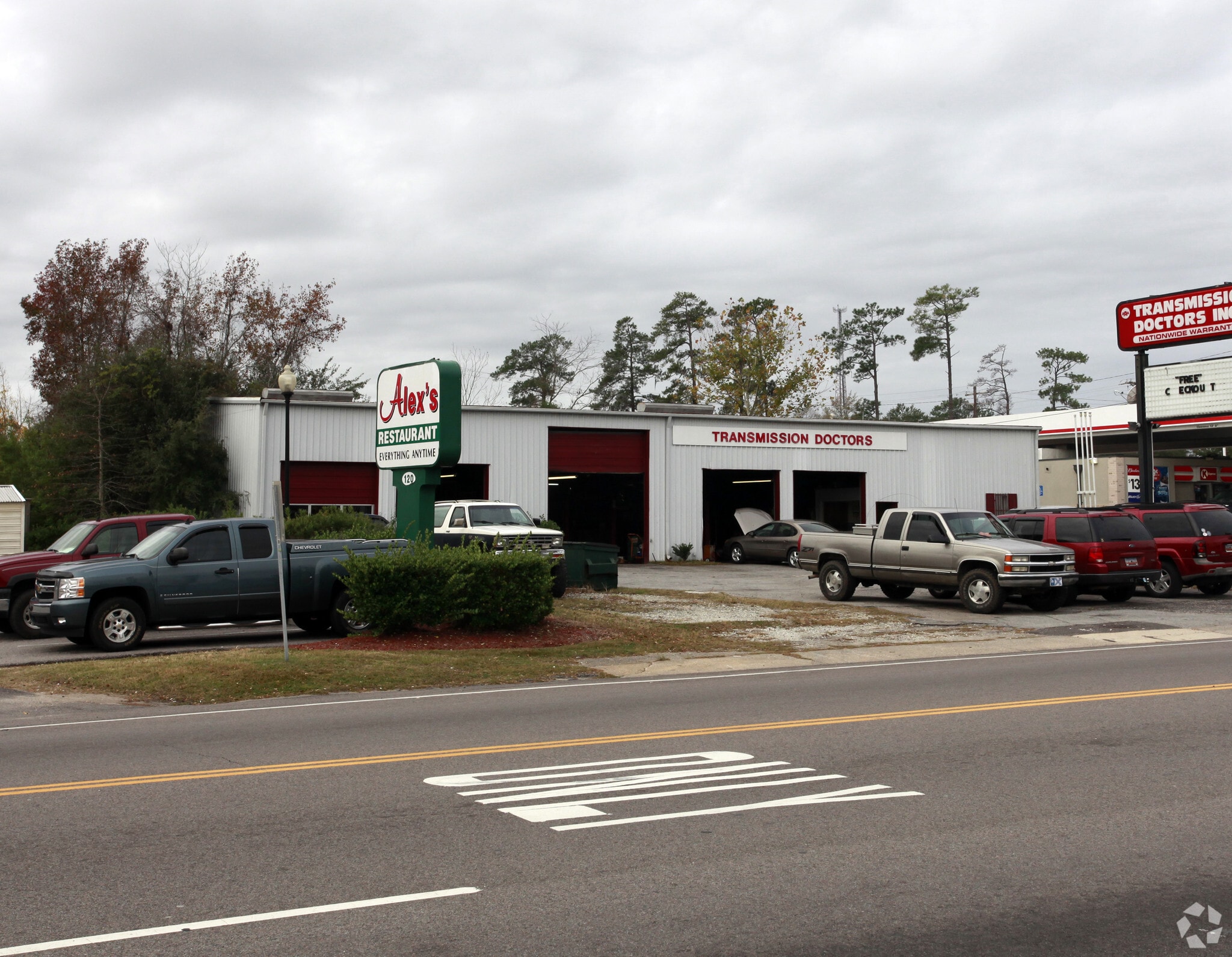 114 E 5th North St, Summerville, SC for lease Primary Photo- Image 1 of 3