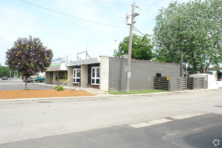 4601-4607 W Lake St, Melrose Park, IL à louer - Photo du bâtiment - Image 2 de 13
