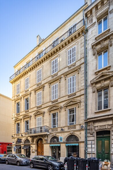 Bureau dans Marseille à louer - Photo du bâtiment - Image 2 de 2