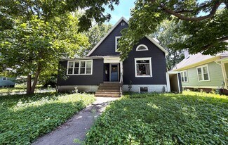 Plus de détails pour 501 W California Ave, Urbana, IL - Multi-résidentiel à vendre