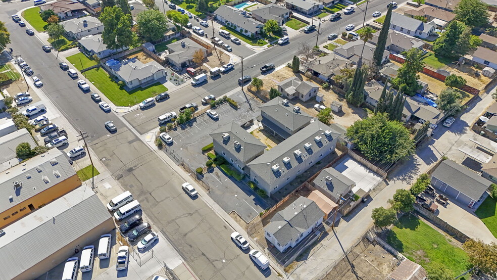 410 Pine St, Ripon, CA for sale - Building Photo - Image 2 of 28