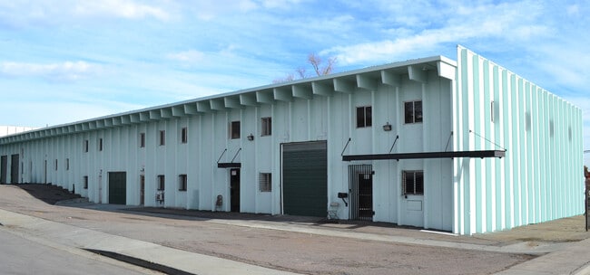More details for 3050-3070 S Vallejo St, Englewood, CO - Industrial for Lease