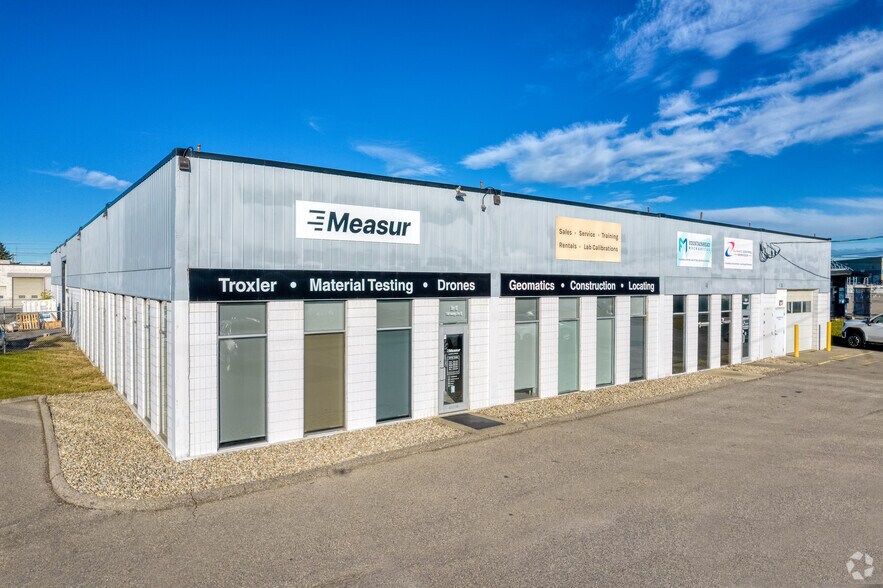 1540 Hastings Cres SE, Calgary, AB à vendre - Photo principale - Image 1 de 1