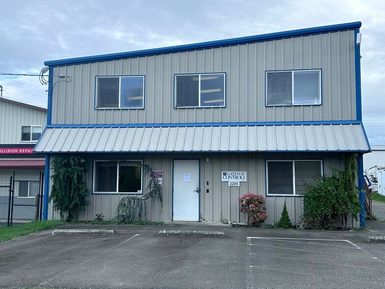 2203 Queen St, Bellingham, WA à louer - Photo du bâtiment - Image 2 de 11