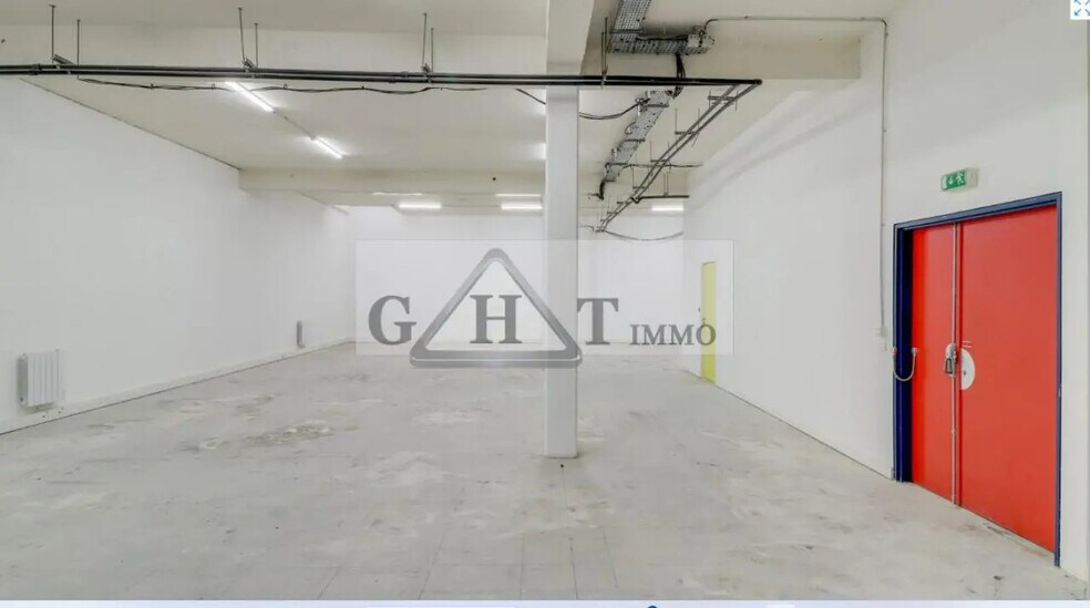 Industrial in Villiers-sur-Marne for lease - Interior Photo - Image 3 of 6