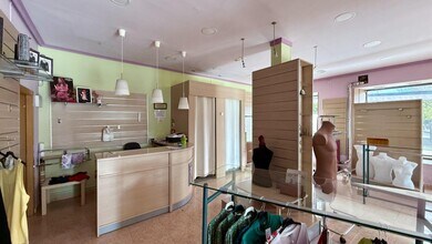 Commerce de détail dans Cuéllar, Segovia à louer Photo intérieure- Image 2 de 4