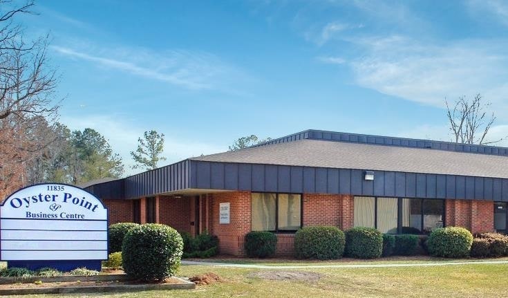 11835 Canon Blvd, Newport News, VA à louer - Photo du bâtiment - Image 2 de 31