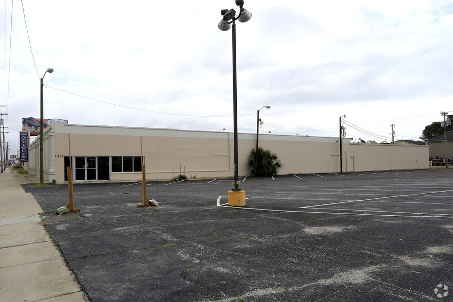 1615 Highway 17 S, North Myrtle Beach, SC for lease - Building Photo - Image 3 of 21