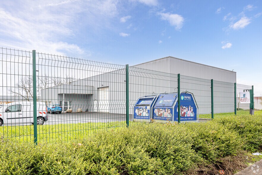 7 Rue Soweto, Saint-Herblain à louer - Photo du bâtiment - Image 2 de 2