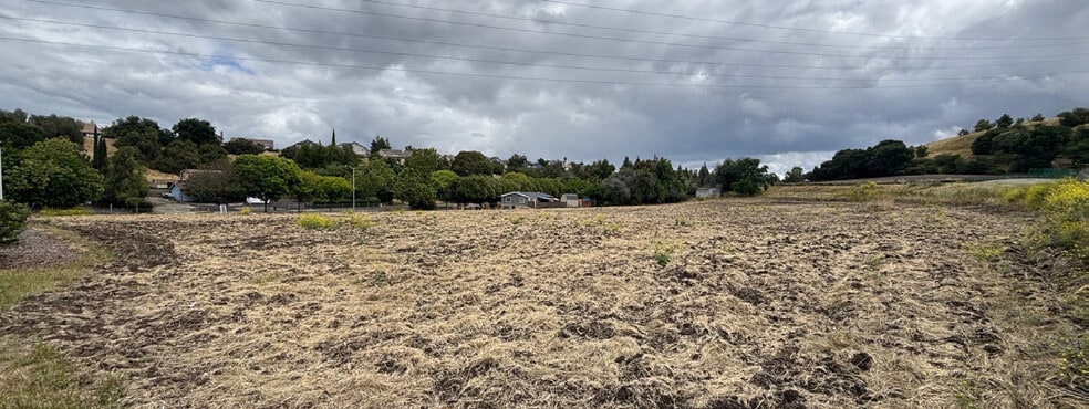 Hillcrest Ave, Antioch, CA for sale - Building Photo - Image 2 of 6