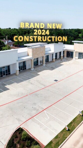 325 N Saginaw Blvd, Saginaw, TX à louer - Vidéo sur l’inscription commerciale - Image 2 de 20