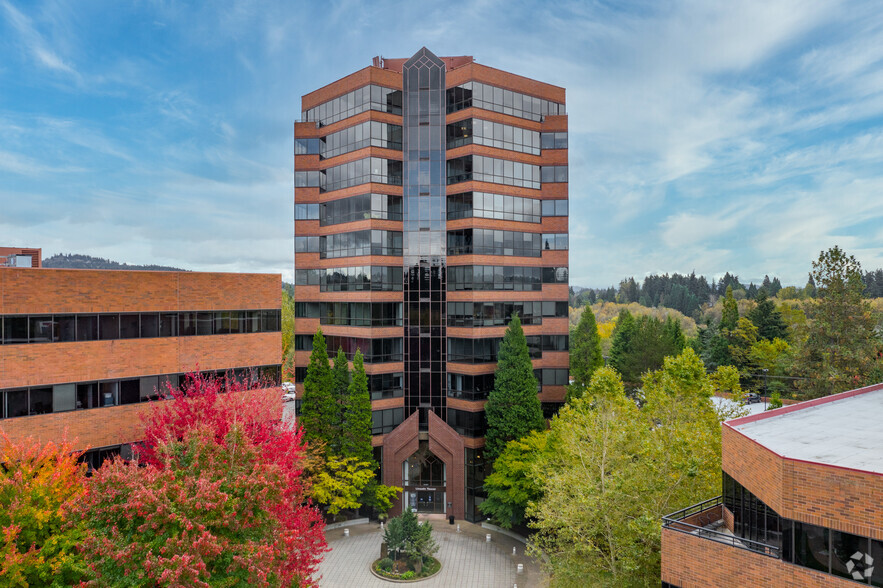 10260 SW Greenburg Rd, Portland, OR for lease - Building Photo - Image 1 of 7