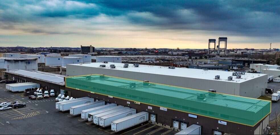 140 Eastern Ave, Chelsea, MA à louer - Photo du bâtiment - Image 3 de 7