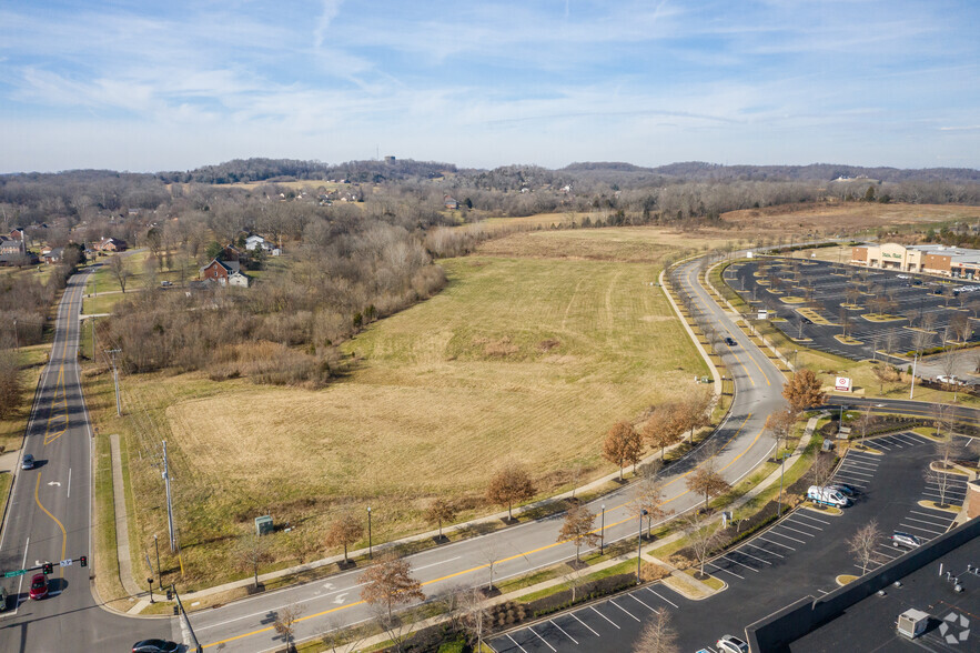 13-18 Andrew's Run, Hendersonville, TN for sale - Building Photo - Image 1 of 1