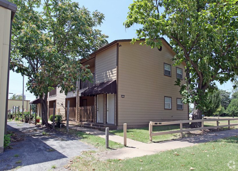 1016 S Quaker Ave, Tulsa, OK à vendre - Photo principale - Image 1 de 1