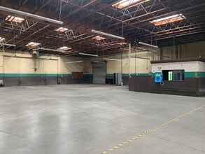 1633 Market St, San Diego, CA à louer Photo intérieure- Image 2 de 5